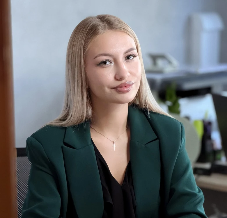 Сашина Диана Анатольевна — Специалист финансового отдела