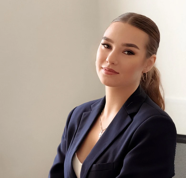 Тутатчикова Виктория Андреевна — Юрист отдела сопровождения